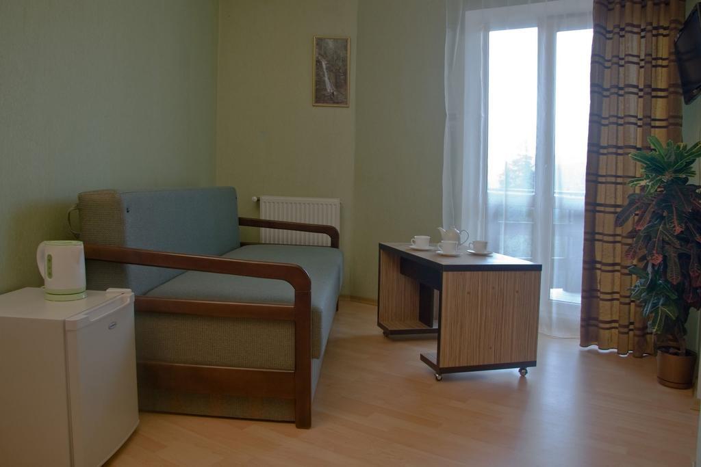 Pik Hotel Drahobrat Oda fotoğraf