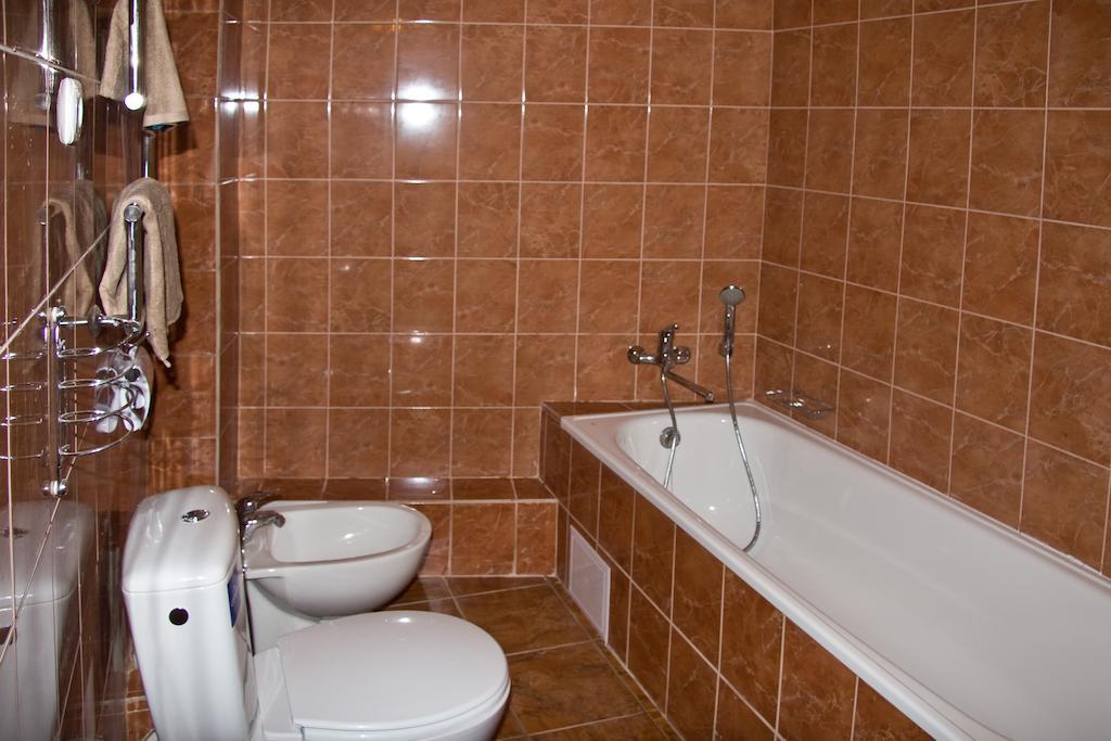 Pik Hotel Drahobrat Oda fotoğraf